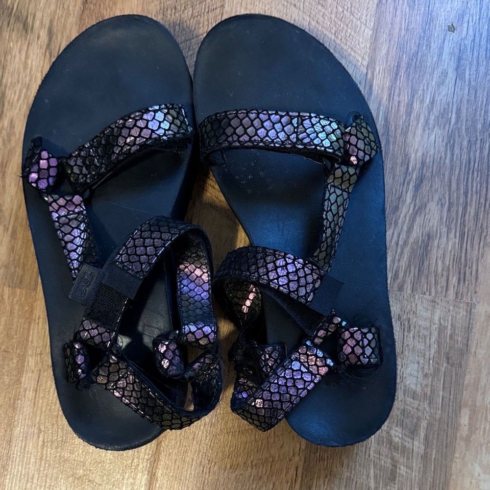 Teva Black and purple iridescent Sandals